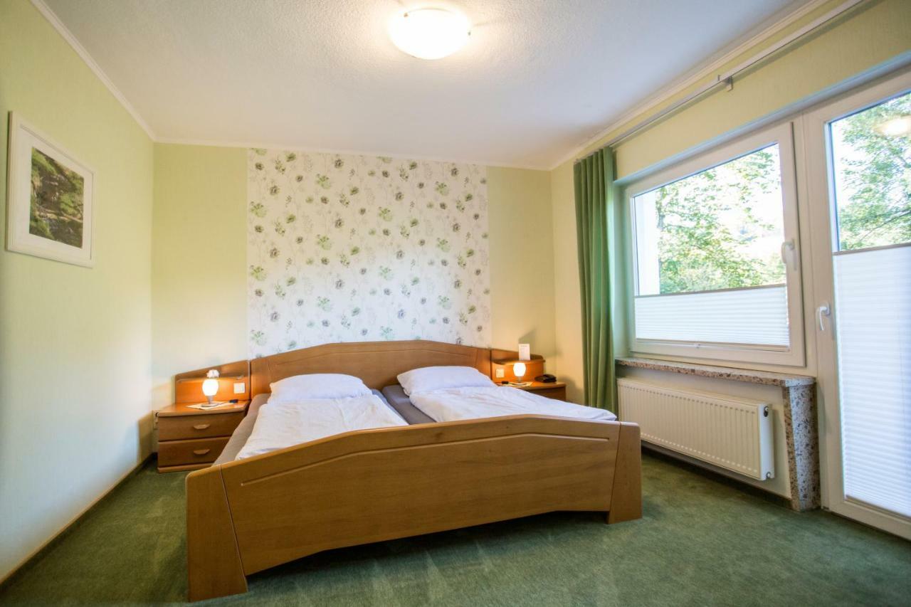 Pension Haus Am Walde ชมาลเลนแบร์ก ภายนอก รูปภาพ