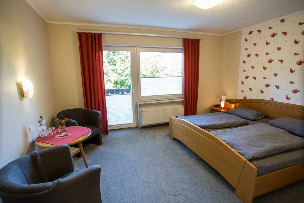 Pension Haus Am Walde ชมาลเลนแบร์ก ภายนอก รูปภาพ